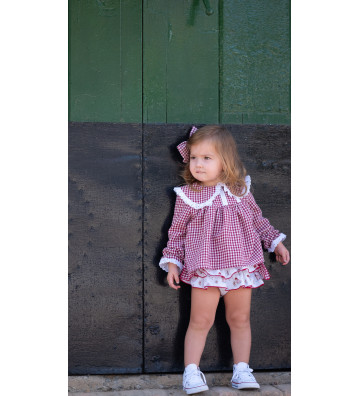 CONJUNTO DE BLUSA Y...