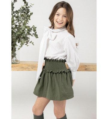 CONJUNTO DE BLUSA Y FALDA...